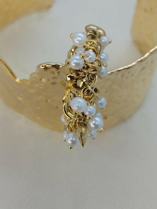 Boucles Lolita modèle unique style fort sans ostentation, vue portée - boucles sans nickel polyvalentes toutes saisons pour événements spéciaux