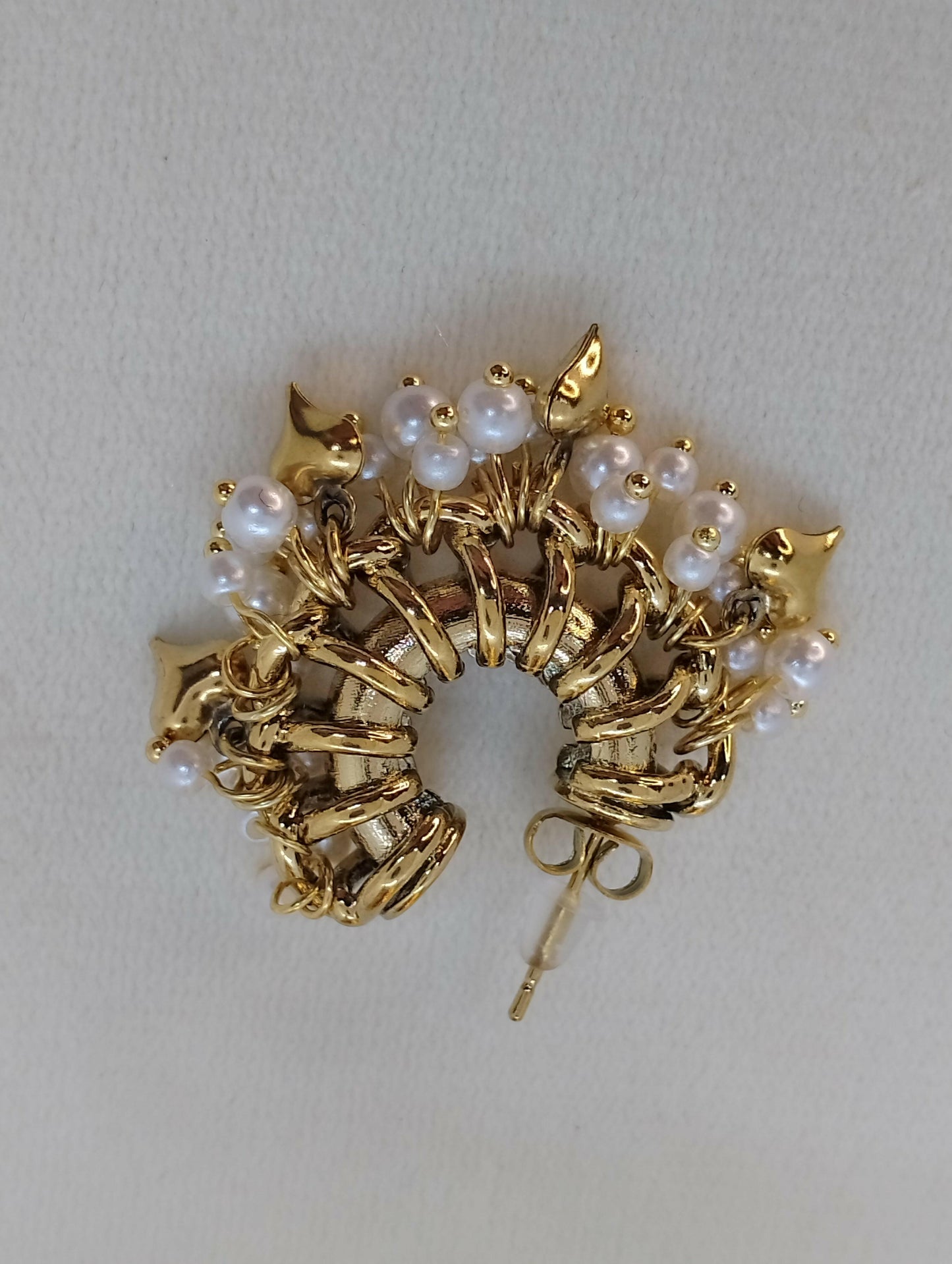 Boucles Lolita rebloques cœur perles sophistiquées, vue complète - boucles faciles d'entretien chiffon doux, parfaites style unique ne suivant pas tendances