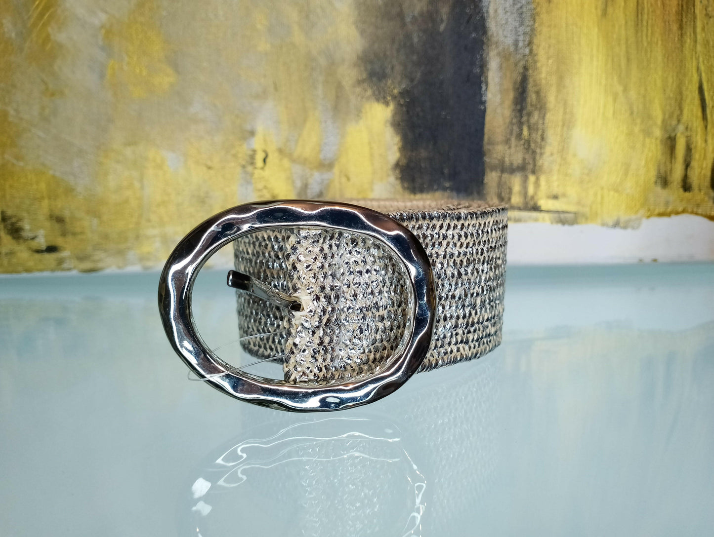 Ceinture Lys finitions soignées raffinées, vue complète - ceinture ajustable confort optimal pour casual chic et événements spéciaux, entretien chiffon doux