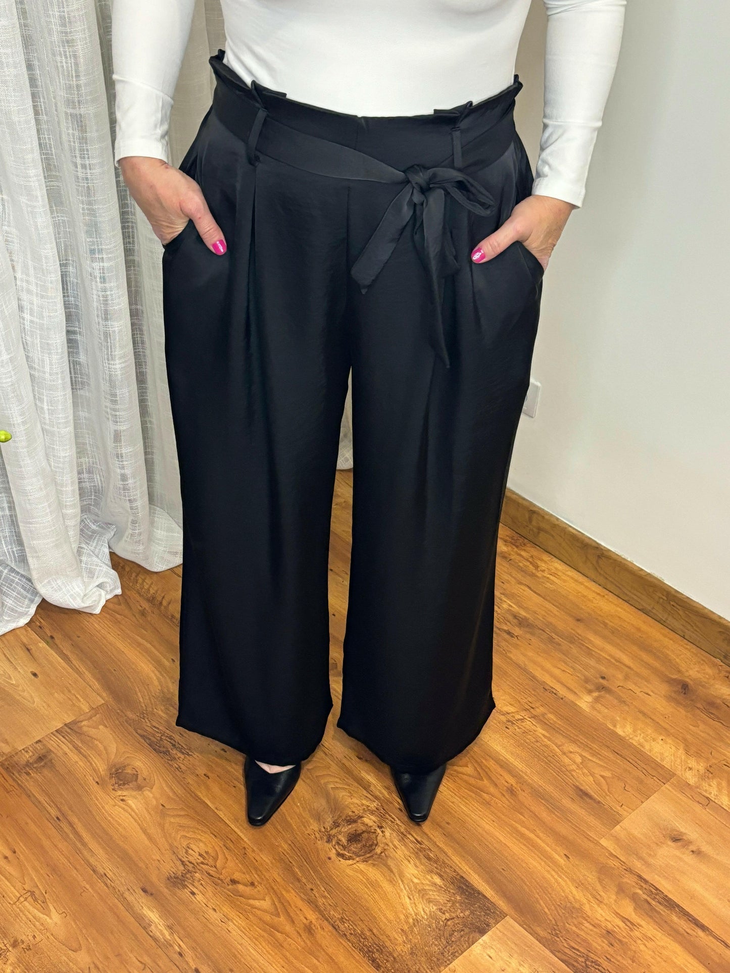 Pantalon Louis en noir.