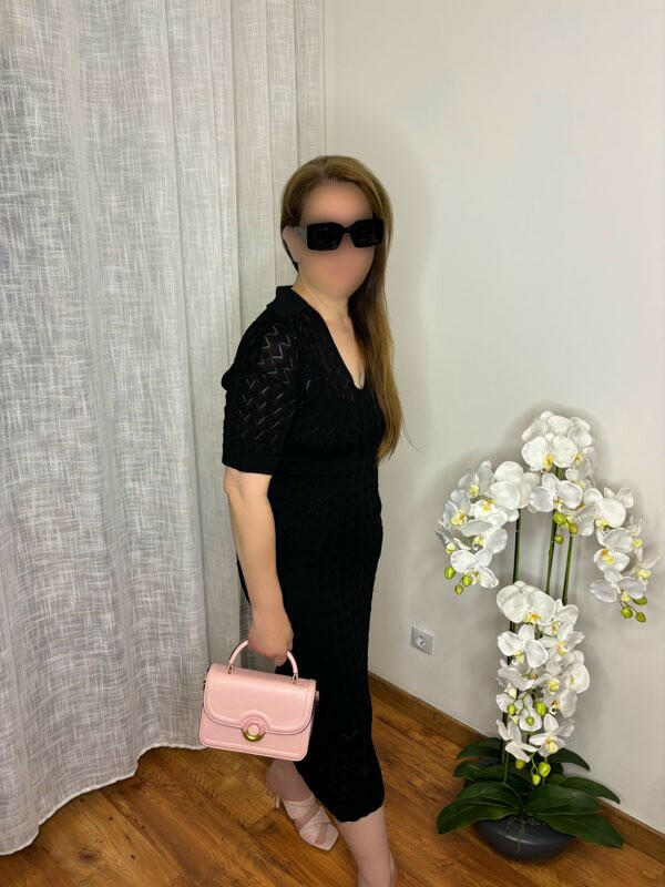 Robe en maille fantaisie (ici avec une doublure vendue à part) Proposer en coloris : noir Matière 89 % viscose, 11 % nylon Taille : TU et son Sac Noa poignée amovible pratique sécuritaire, vue détaillée - sac se démarquant style unique adapté à tout moment de l'année