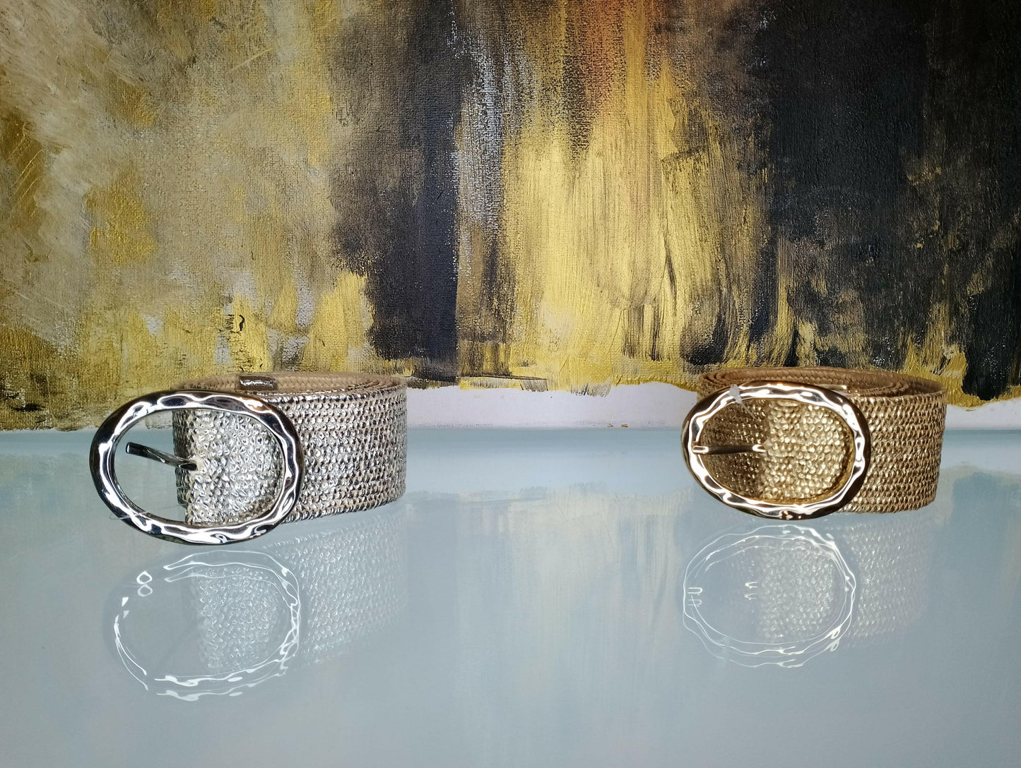 Ceinture Lys cuir véritable boucle métal doré fleur de lys, vue de face - ceinture élégante largeur 2,5cm pour tenues bureau et sorties ville