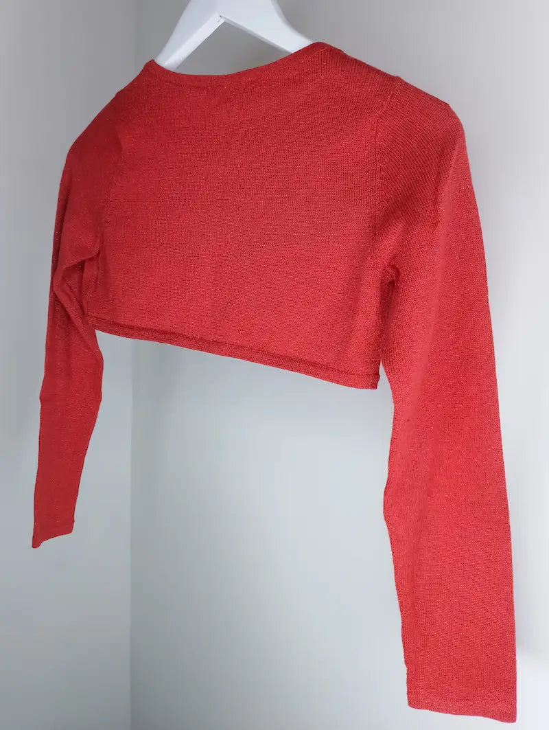 Gilet boléro rouge fille – dos – tissu brillant fibre métallisée